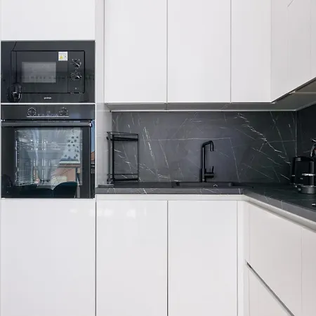 Luxurious Apartment-copacabana Only 100 M * 트로기르