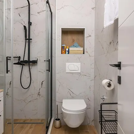 Luxurious Apartment-copacabana Only 100 M Appartement Trogir